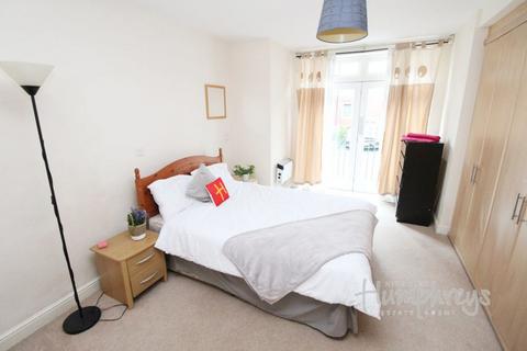 2 bedroom apartment to rent - Middlepark Road, Northfield B31 - 8-8 Viewings