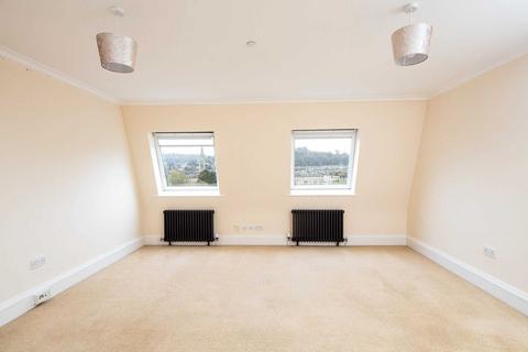 2 bedroom apartment to rent - Laura Place